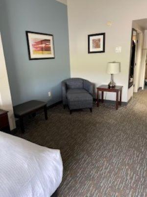 Wingate By Wyndham Hotel
